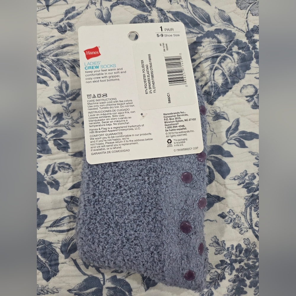 Hanes Ladies' Crew Socks - Light Blue (1 Pair) - Picture 2 of 2